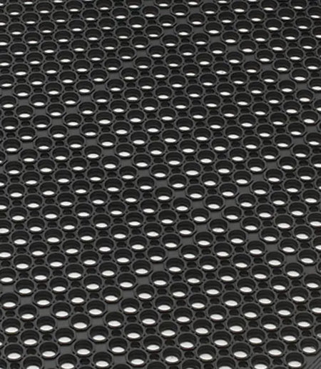 kushion-safe-light-black-perspective-505x580_1